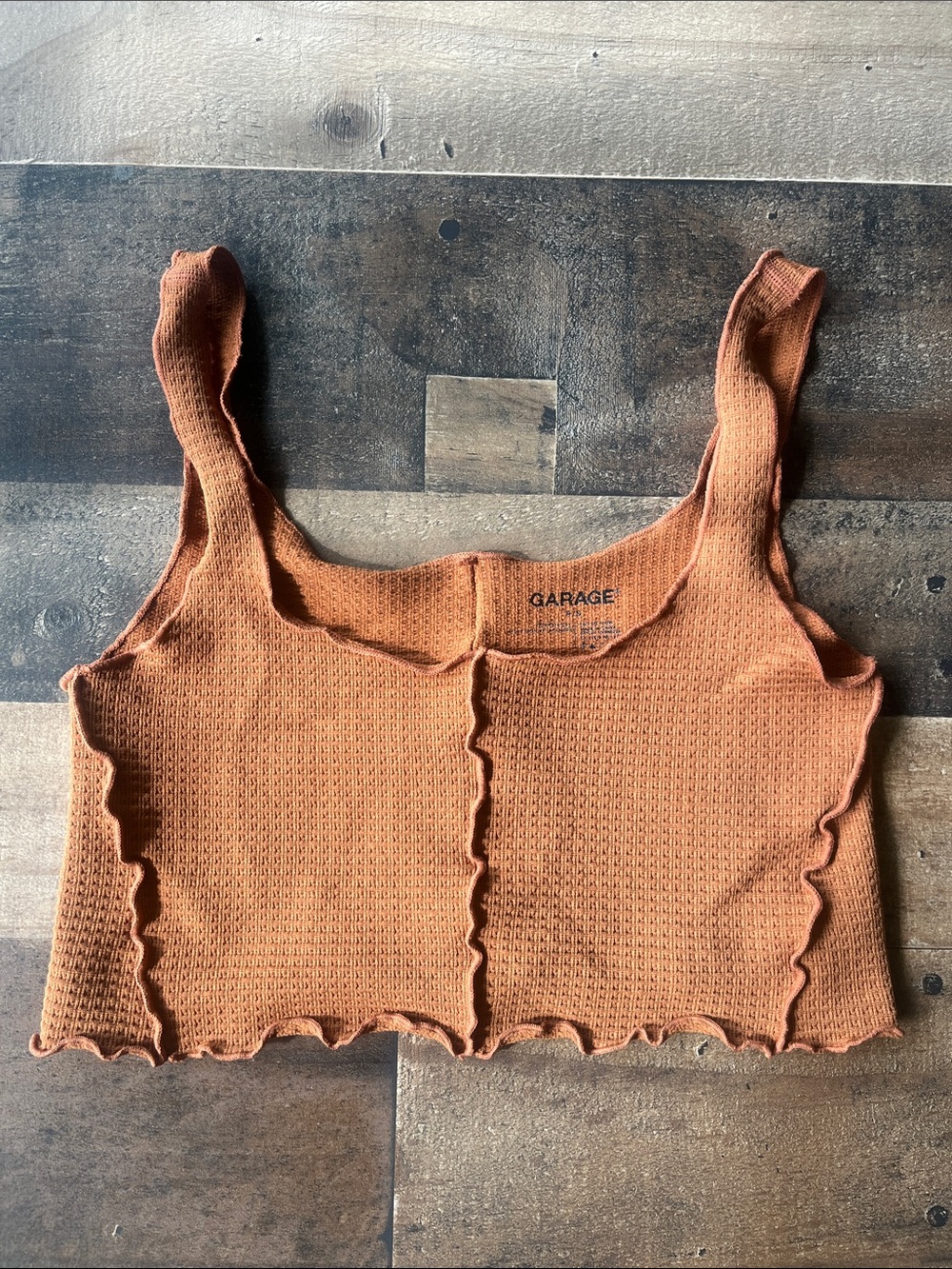 3/$30 ✨ Garage Rust-Orange Ribbed Lettuce-Edge Crop Tank | S